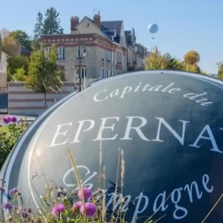 Champagne Therapie: Cosy Chic, * Épernay