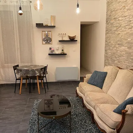 Champagne Therapie: Cosy Chic, Lägenhet *